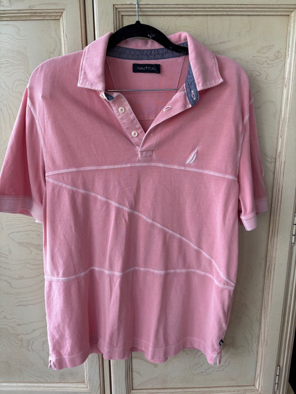 Nautica Men’s Light Peach Polo with Contrasting Collar Detail